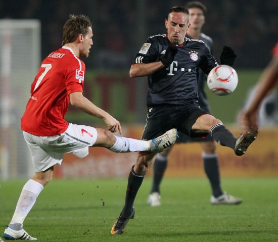 恒大足校 恒大足校